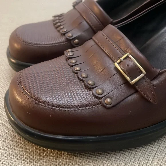 Dansko Brown Leather Kilted Tassel Loafers Size 38 - Picture 12 of 14